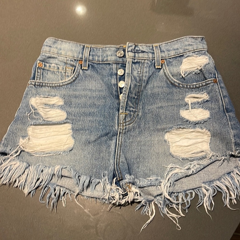 7 For All Mankind women’s ripped denim shorts, size 26